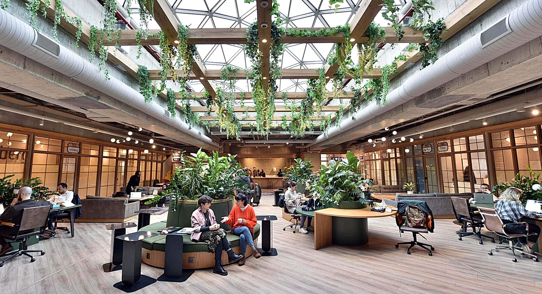 Değişen ihtiyaçlarına hızlıca adapte ol, sen de yeni çalışma deneyimini yaşa.